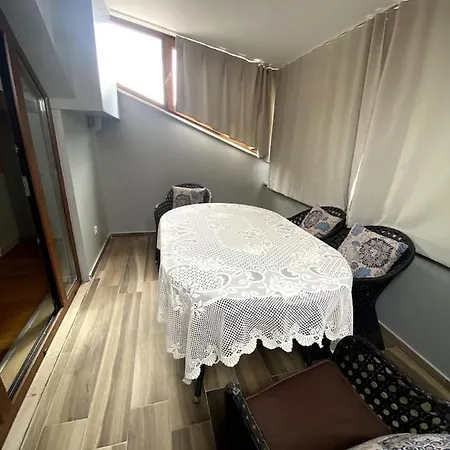 Sisli Nadide Sokak Dubleks D:4 شقة